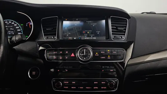 Kia K7 700h 2014 14