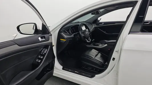 Kia K7 700h 2014 10