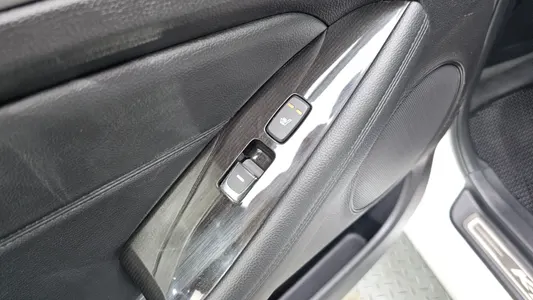 Kia K7 700h 2014 19