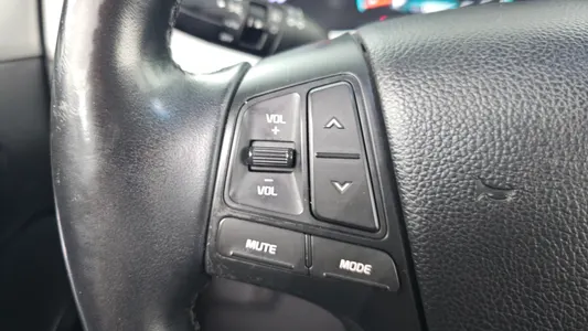 Kia K7 700h 2014 31