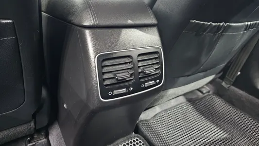 Kia K7 700h 2014 32