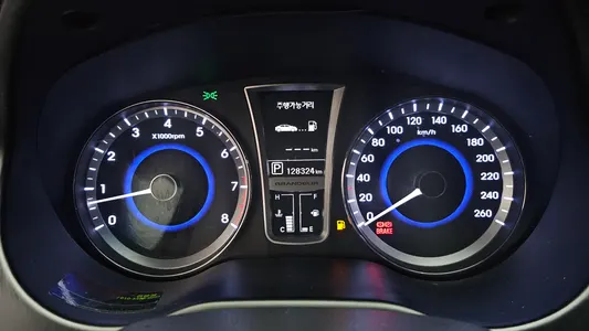 Hyundai Grandeur HG HG240 2014 8