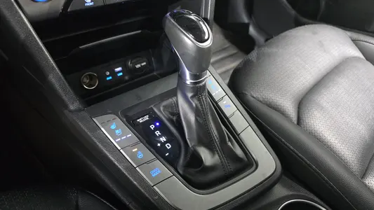 Hyundai AD 1.6 GDI 2017 9