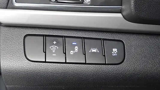 Hyundai AD 1.6 GDI 2017 12