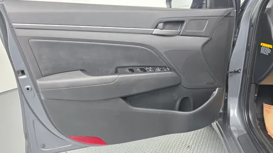 Hyundai AD 1.6 GDI 2017 25