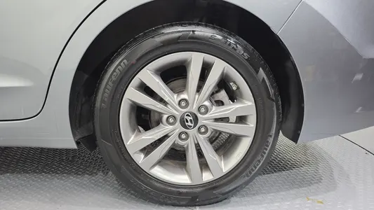 Hyundai AD 1.6 GDI 2017 22