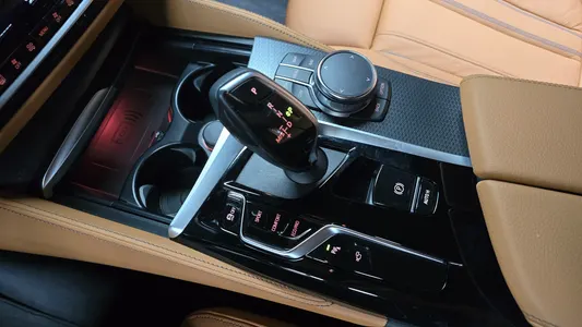 BMW 5 Series (G30) 520i M 2023 8