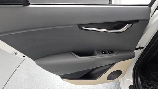 Kia 디 니로 2025 25