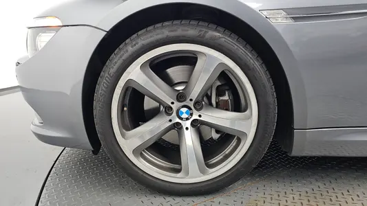 BMW 6 Series (E63) 650i 2008 4