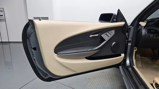 BMW 6 Series (E63) 650i 2008 24