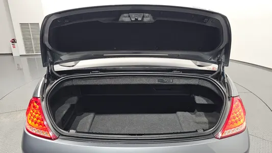 BMW 6 Series (E63) 650i 2008 33