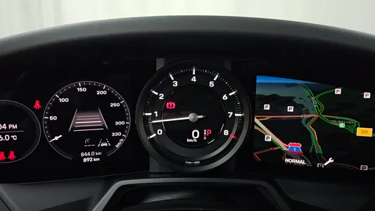 Porsche 911 (992) 2024 7