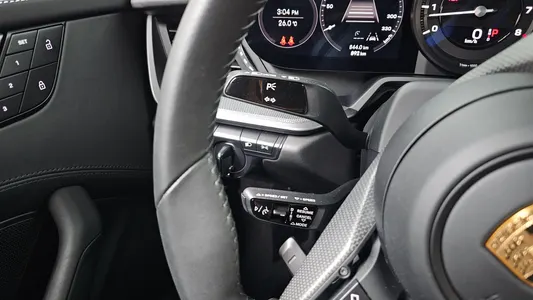Porsche 911 (992) 2024 14