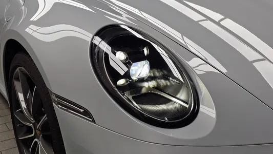 Porsche 911 (992) 2024 22