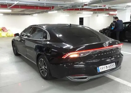 Hyundai IG 3.0 LPi () 2022 9