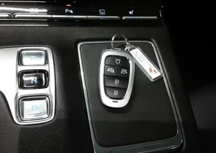 Hyundai IG 3.0 LPi () 2022 12
