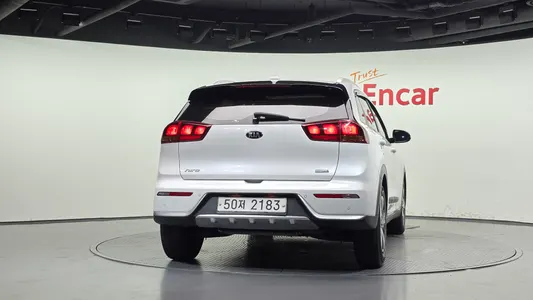 Kia Niro 2017 4