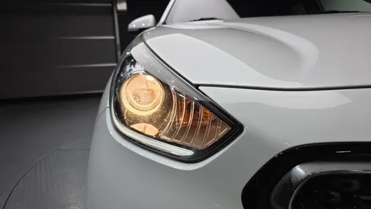 Kia Niro 2017 22