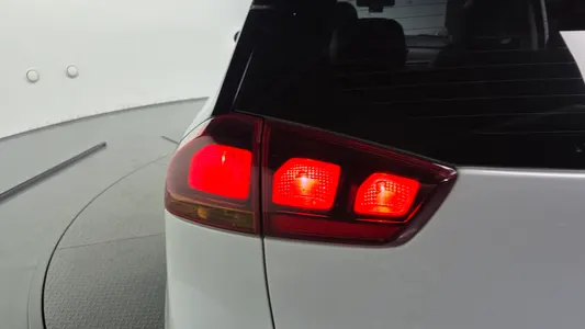 Kia Niro 2017 23