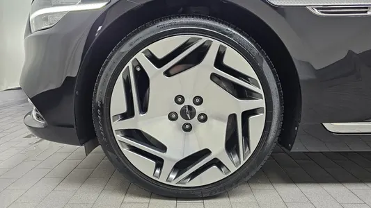 Genesis G90 3.8 2019 5