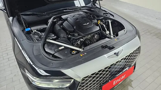 Genesis G90 3.8 2019 6