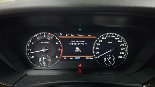 Genesis G90 3.8 2019 8