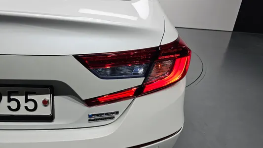 Honda 10 2.0 2018 23