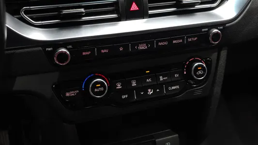 Kia 니로 플러스 2022 18