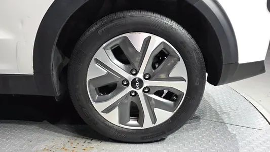 Kia 니로 플러스 2022 21