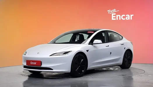 Tesla 3 RWD 2024 21