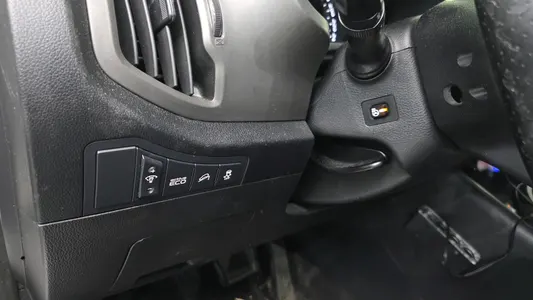Kia R 2WD 2013 12