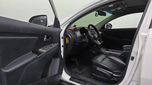 Kia R 2WD 2013 10