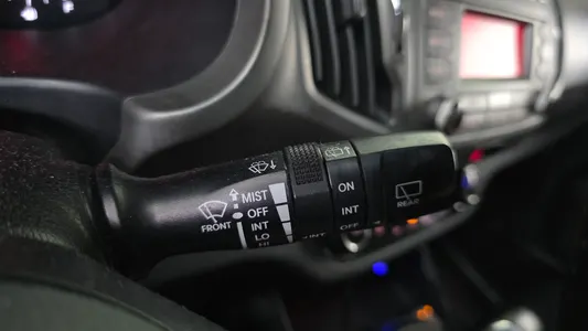 Kia R 2WD 2013 30