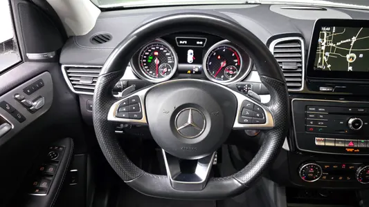 Mercedes-Benz GLE-Class W166 GLE350 d 4MATIC 2017 13