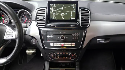 Mercedes-Benz GLE-Class W166 GLE350 d 4MATIC 2017 14
