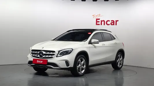 Mercedes-Benz GLA-Class X156 GLA220 2017