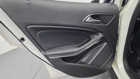 Mercedes-Benz GLA-Class X156 GLA220 2017 25