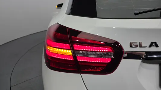 Mercedes-Benz GLA-Class X156 GLA220 2017 23