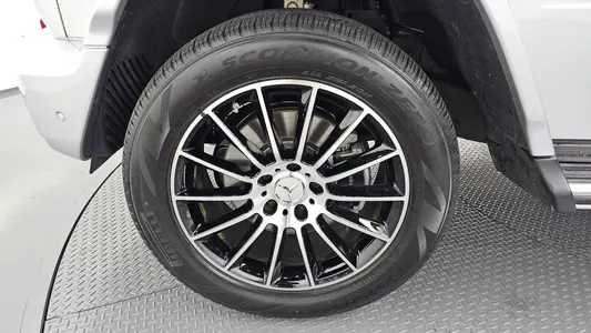 Mercedes-Benz G-Class W463b G400d 2023 4