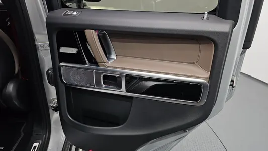 Mercedes-Benz G-Class W463b G400d 2023 25