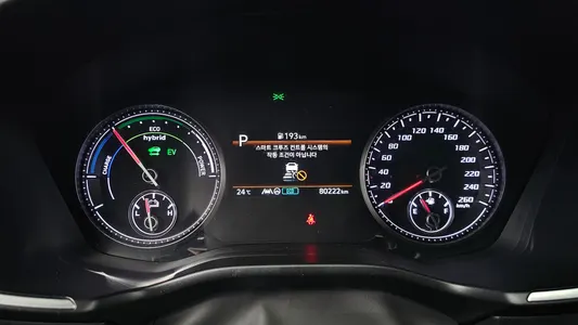 Hyundai 싼타페 HEV 1.6 2WD 2021 8