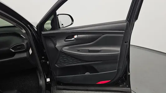 Hyundai 싼타페 HEV 1.6 2WD 2021 24