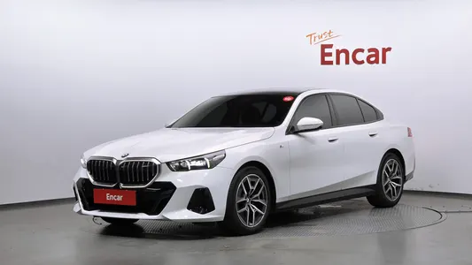 BMW 5 Series (G60) 520i M 2024