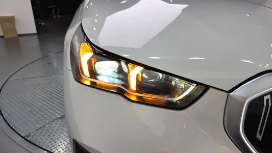 BMW 5 Series (G60) 520i M 2024 22