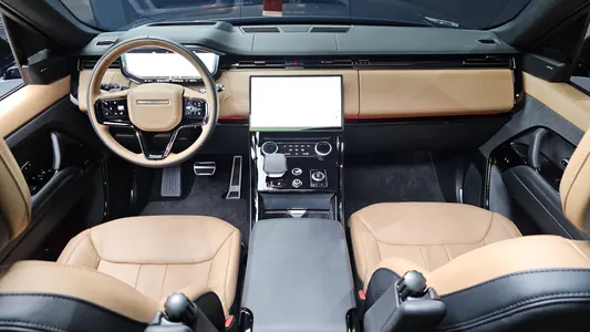Land Rover 3 D300 HSE 2023 6