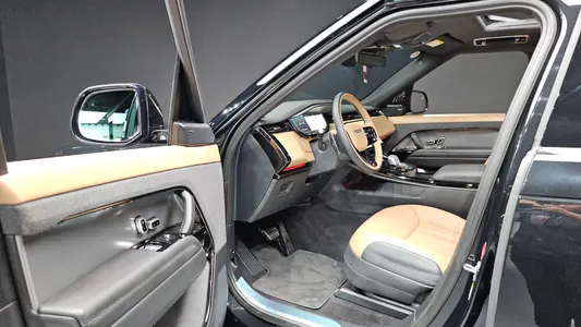 Land Rover 3 D300 HSE 2023 9