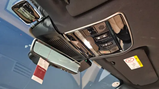 Land Rover 3 D300 HSE 2023 18