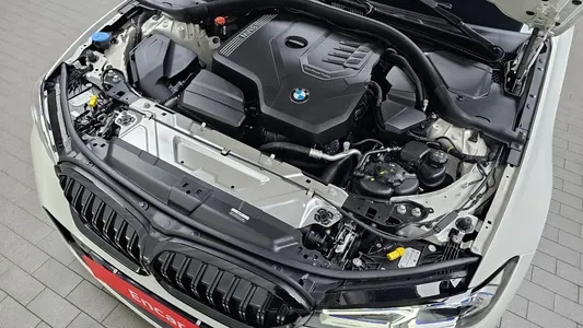 BMW 3 Series (G20) 320i M 2023 6