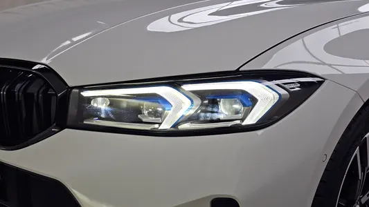 BMW 3 Series (G20) 320i M 2023 22