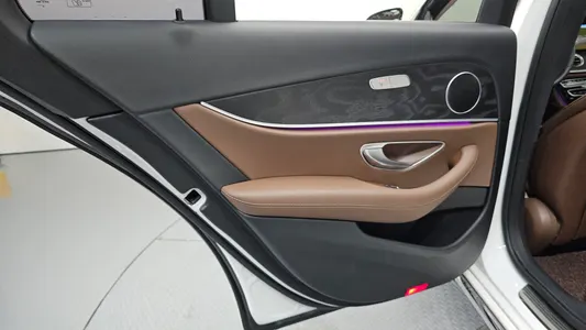 Mercedes-Benz E-Class W213 E220d 4MATIC 2017 25